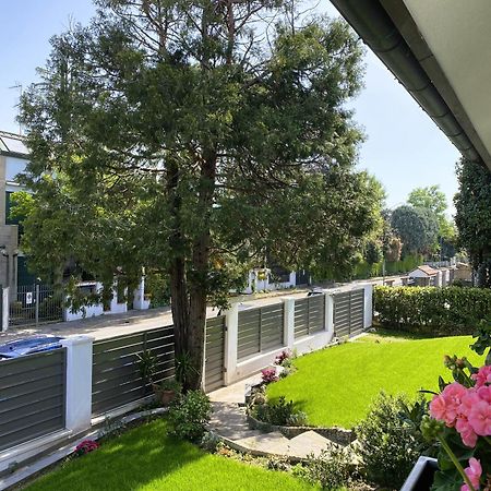 B&B Villa Tersius Trezzano sul Naviglio Eksteriør billede