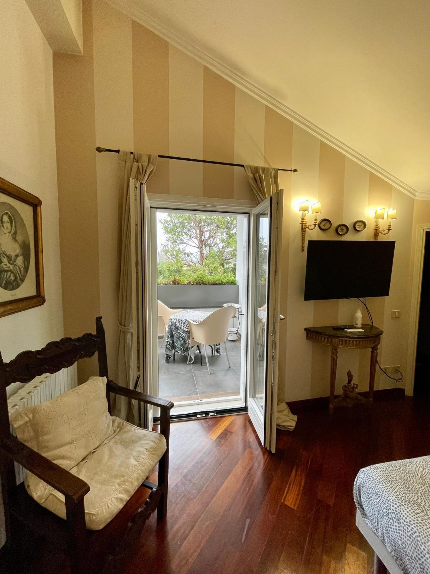 B&B Villa Tersius Trezzano sul Naviglio Eksteriør billede